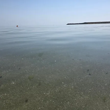 Rasarit La Mare アパート *