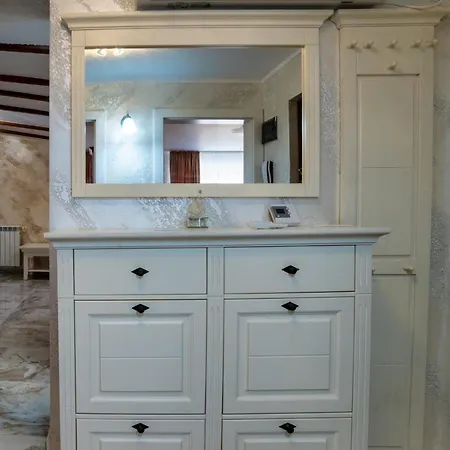 Rasarit La Mare كونستانتا